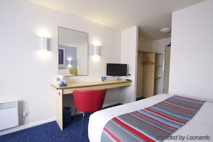 Travelodge Liverpool Stonedale Park Exteriér fotografie