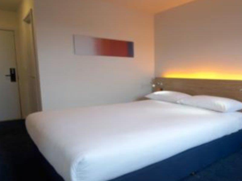 Travelodge Liverpool Stonedale Park Exteriér fotografie