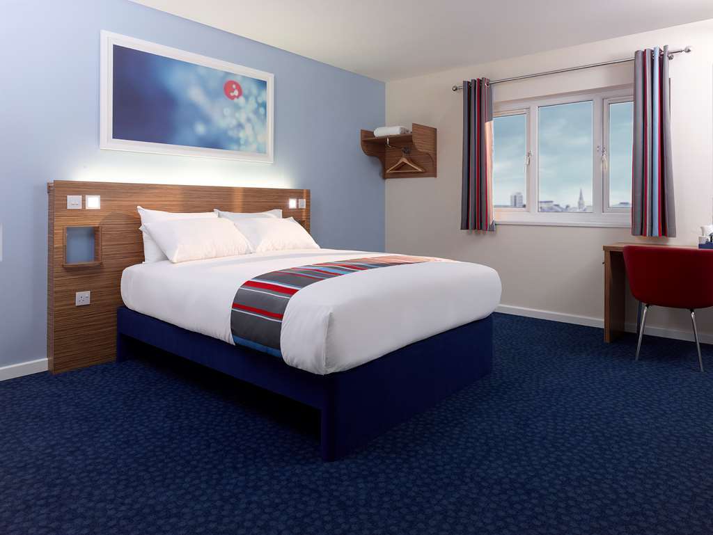 Travelodge Liverpool Stonedale Park Pokoj fotografie